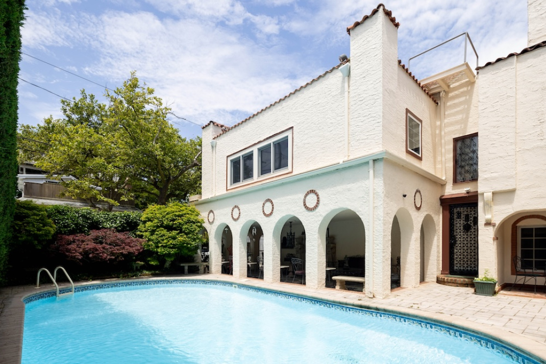 118 Glenwood Avenue, Point Lookout, New York 11561, 3 Bedrooms Bedrooms, 13 Rooms Rooms,3 BathroomsBathrooms,Residential,For Sale,Glenwood Avenue,889131