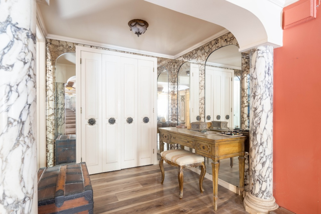 118 Glenwood Avenue, Point Lookout, New York 11561, 3 Bedrooms Bedrooms, 13 Rooms Rooms,3 BathroomsBathrooms,Residential,For Sale,Glenwood Avenue,889131